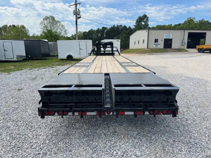2024_Diamond_T_Trailers_102X32_Equipment_Trailer_nKhyoickjzlz.webp