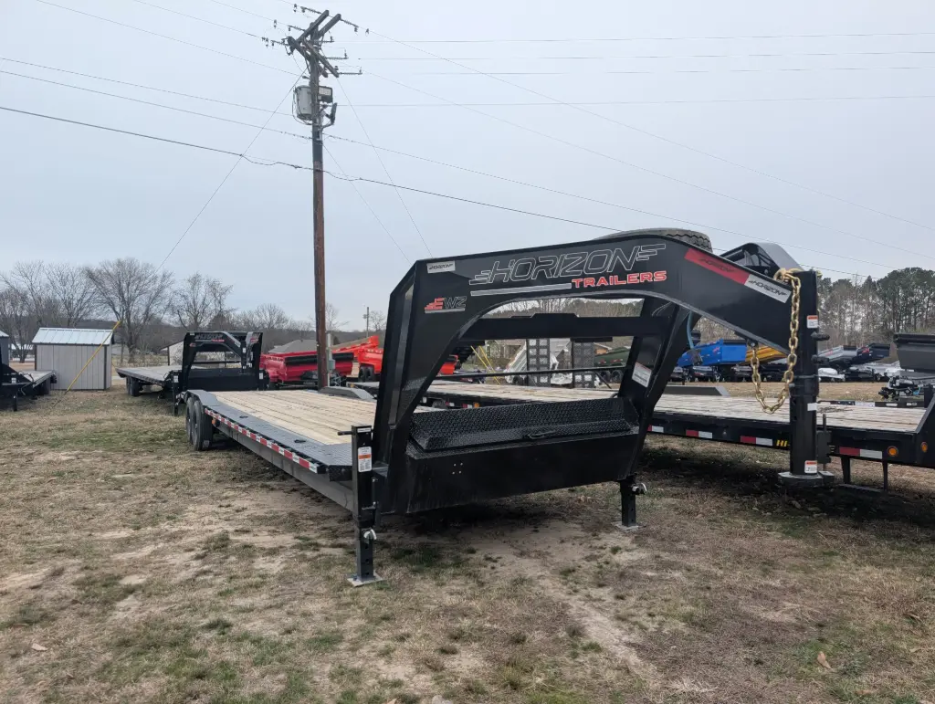 Horizon EWZ 34' Goosneck Driveover Fender Equipment Trailer 7K (32'+2')