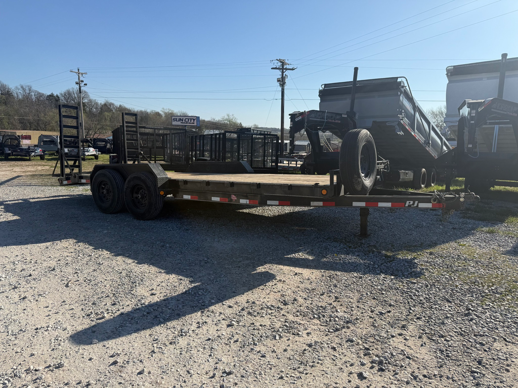PJ Equipment Trailer - (2) 7K Axles 