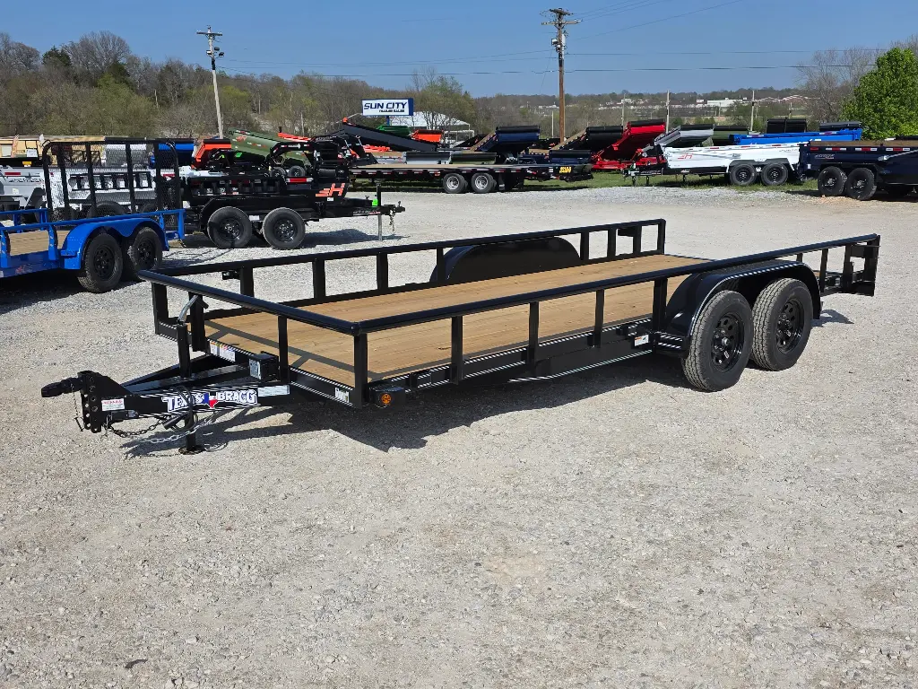 Texas Bragg Pipe Top 6.5' x 18' Tandem Axle Utility Trailer 3.5K