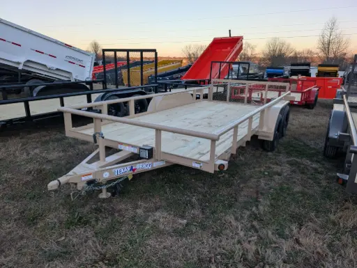 [60715] Texas Bragg Light Pipe Top 6.5' x 16' Tandem Axle Utility Trailer w/Dovetail 3.5K 