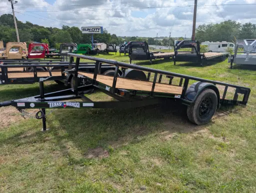 [53089] Texas Bragg 6 X 12 Pipe Utility Trailer 3.5K